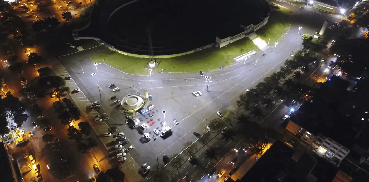 Iluminação LED Projeluz — Estádio Regional Willie Davids