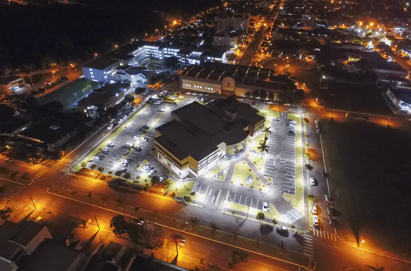Iluminação pública LED em Cianorte (PR) — foto aérea 2 de 7