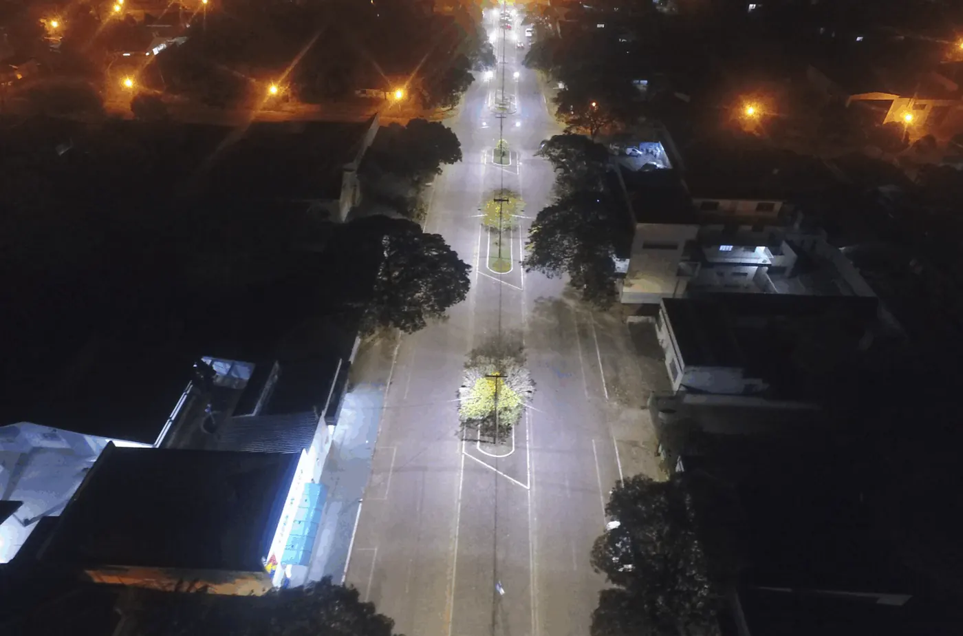 Iluminação pública LED em Cidade Gaúcha (PR) — foto aérea 2 de 4
