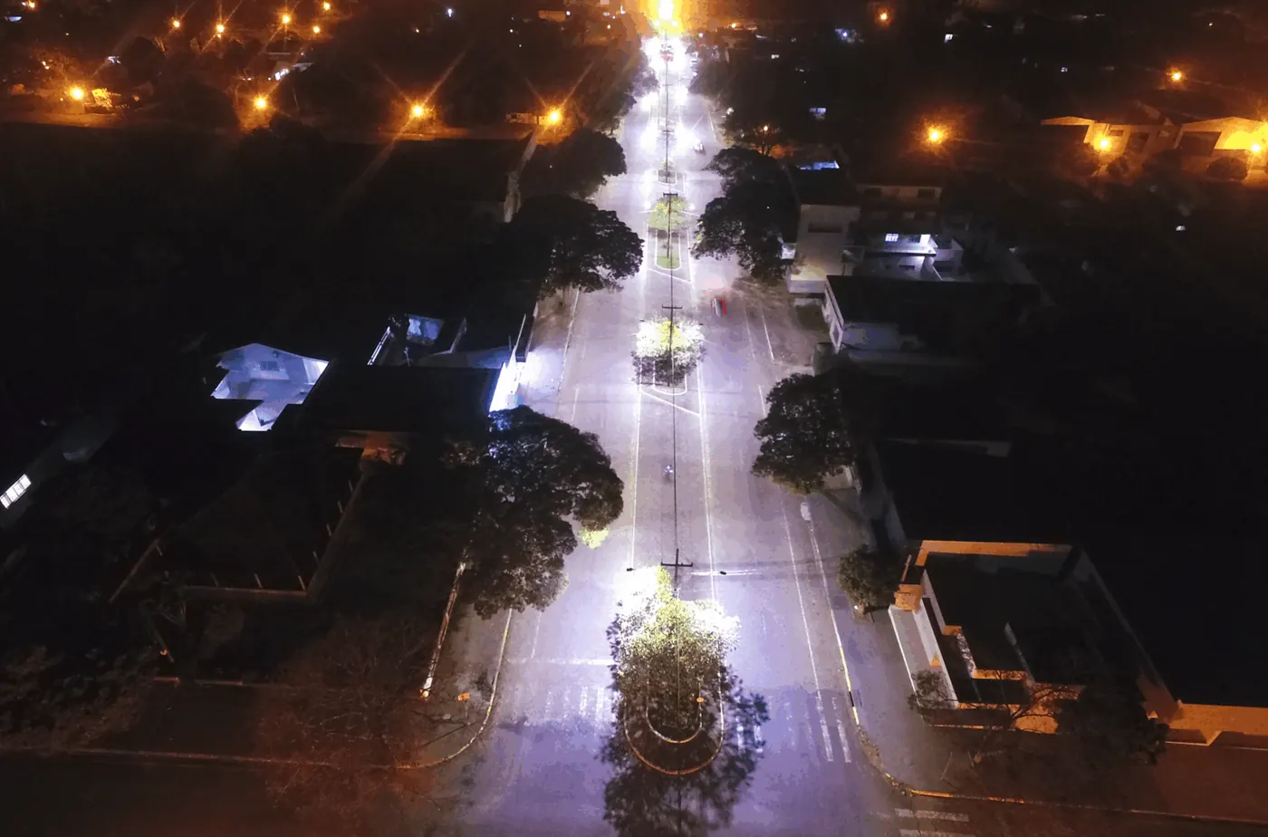 Iluminação pública LED em Cidade Gaúcha (PR) — foto aérea 3 de 4