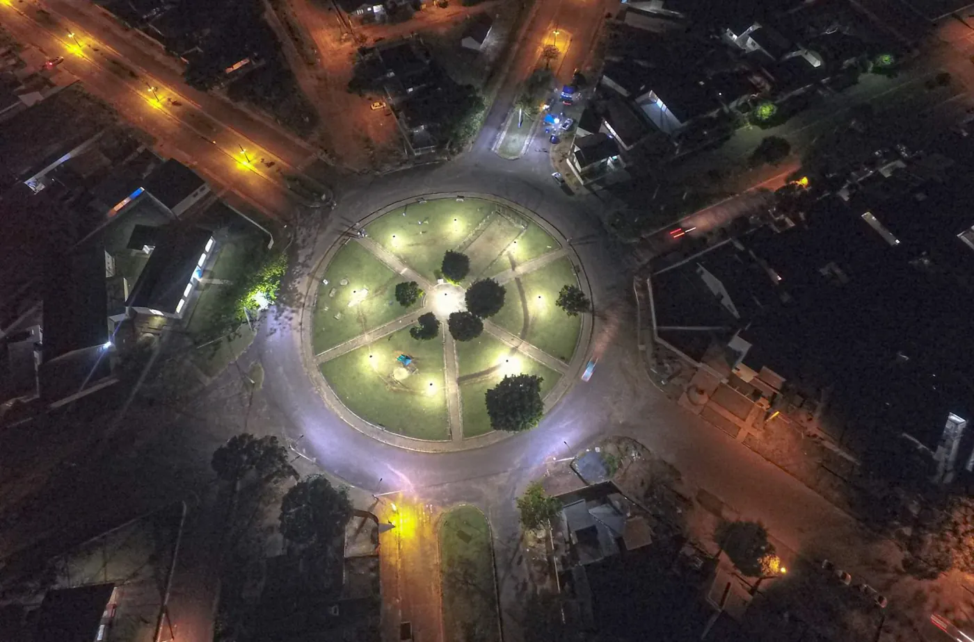 Iluminação pública LED em Cruzeiro — foto aérea 2 de 8