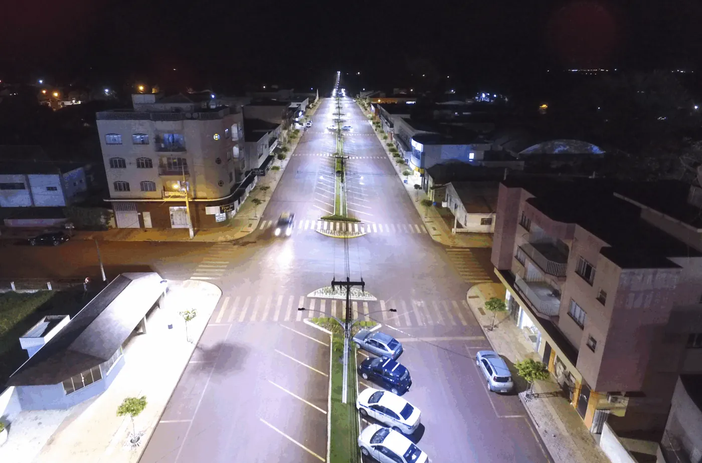 Iluminação LED Projeluz — Juranda