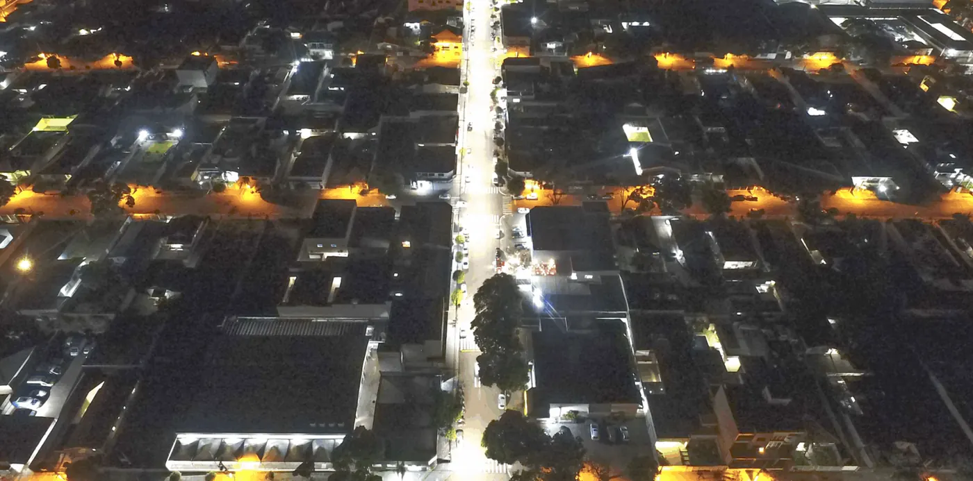 Iluminação pública LED em Paiçandu (PR) — foto aérea 8 de 8