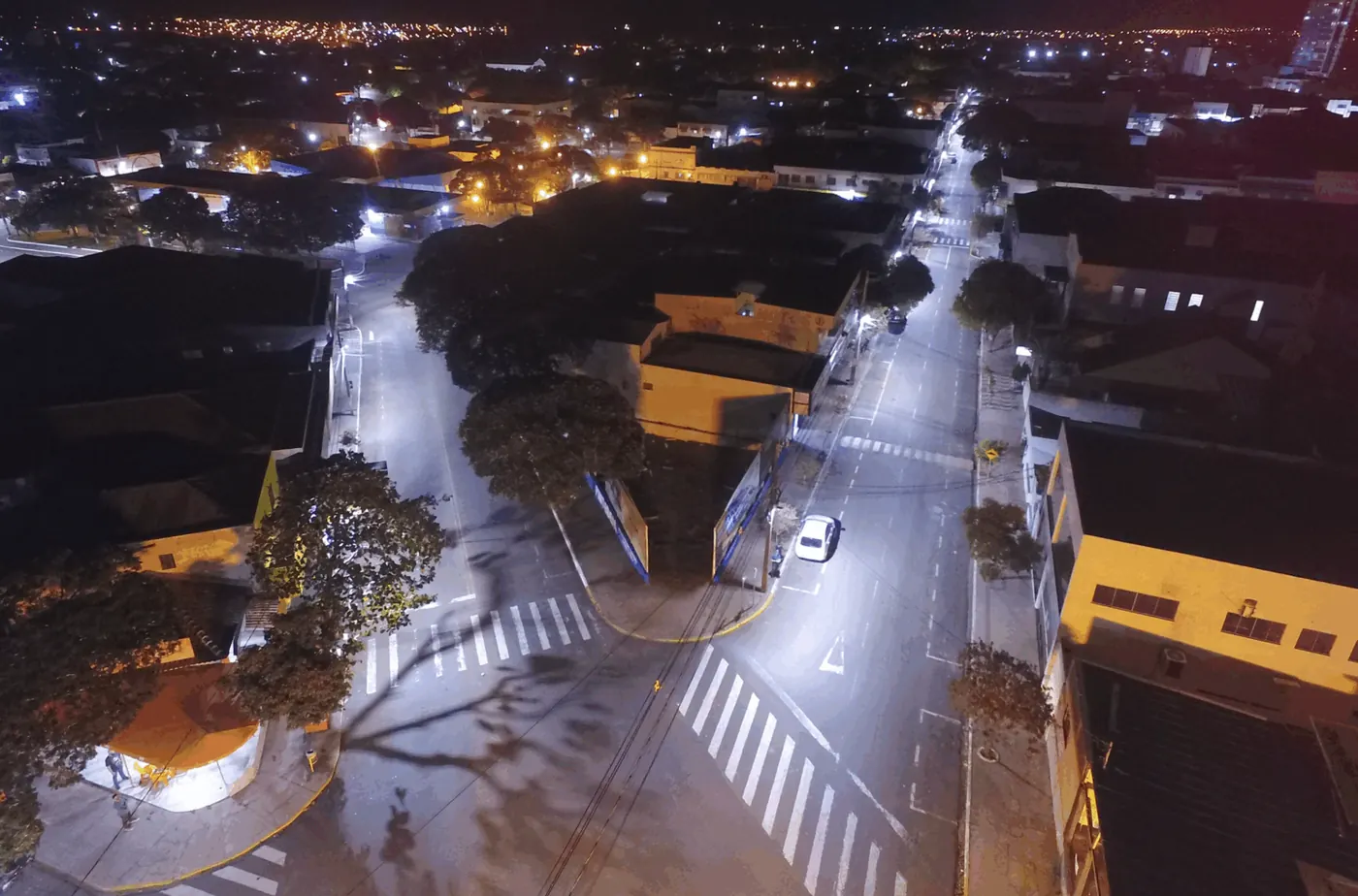 Iluminação LED Projeluz — Paranavaí