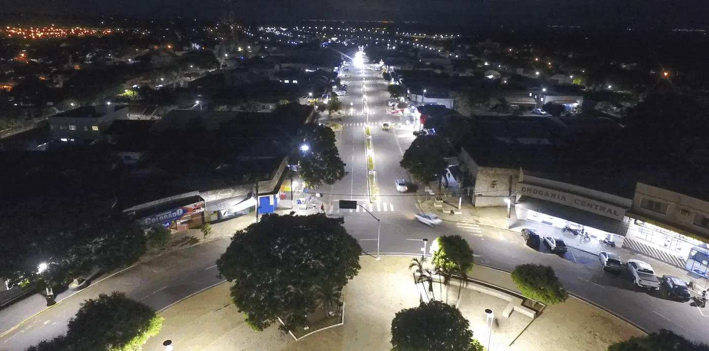 Iluminação pública LED em Pérola (PR) — foto aérea 6 de 8