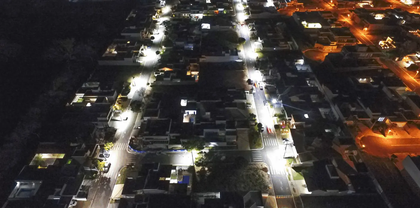 Residencial San Lorenzzo: iluminação LED — foto aérea 6 de 8