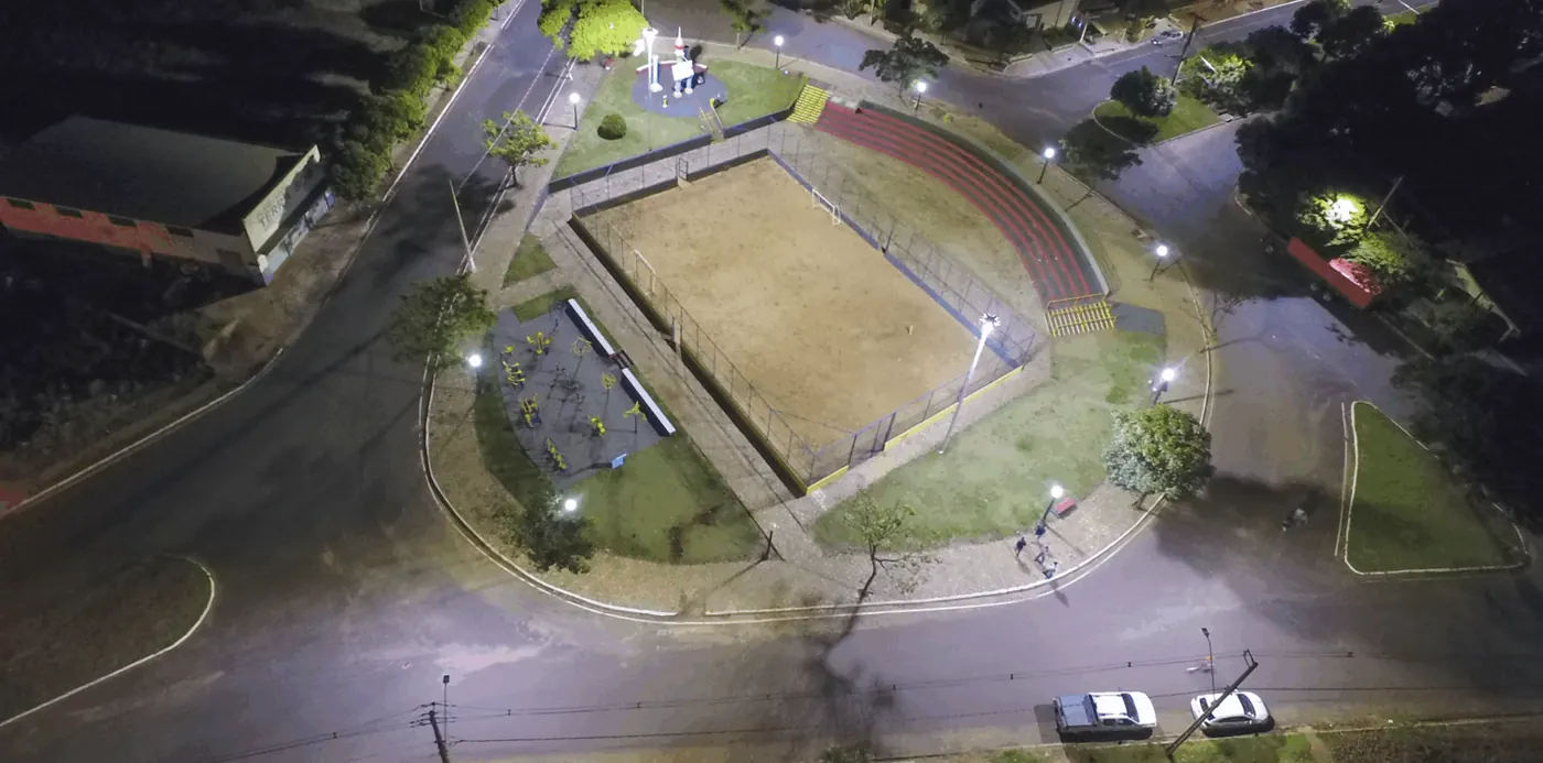 Iluminação pública LED em Terra Boa (PR) — foto aérea 4 de 28