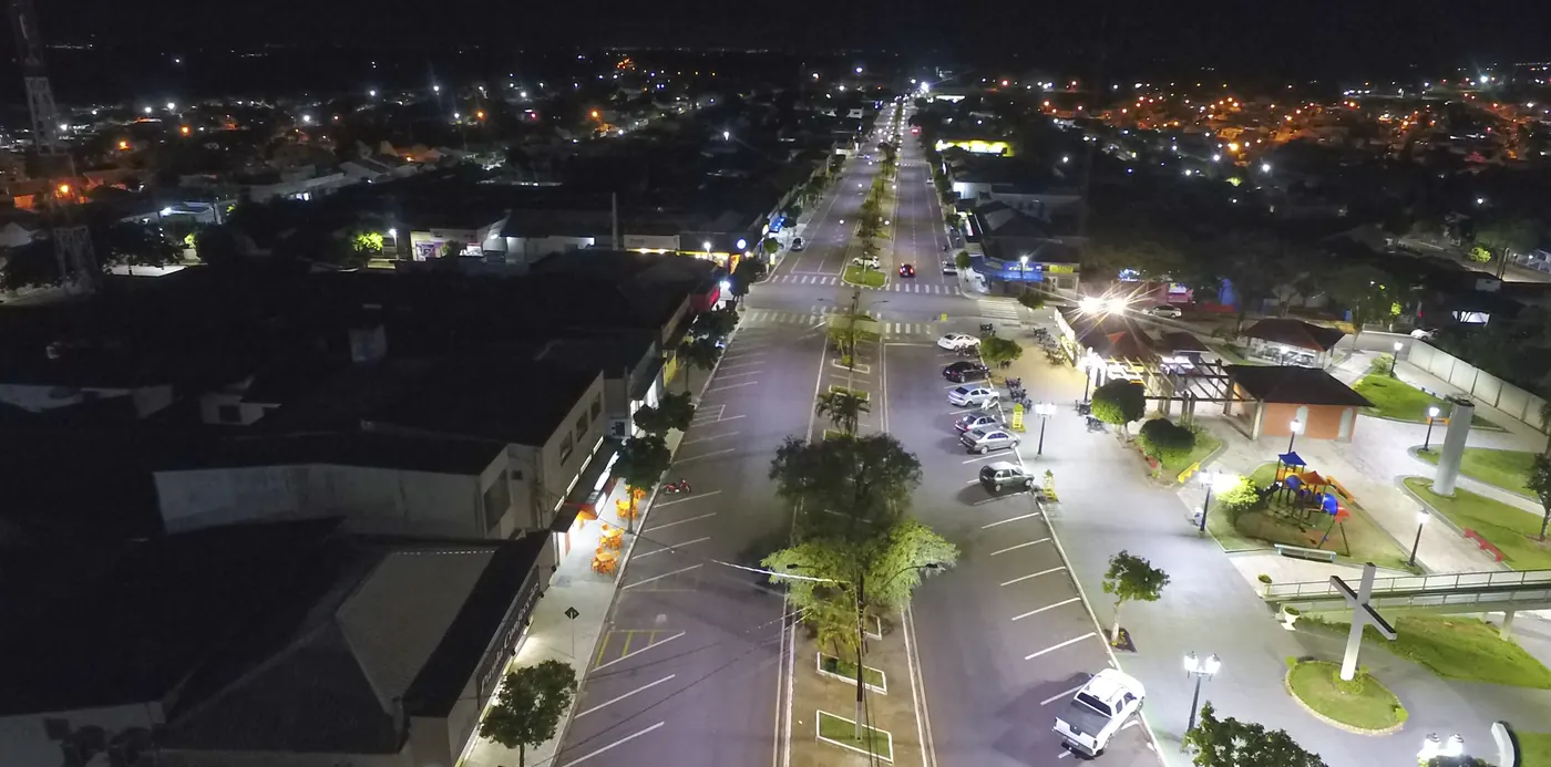 Iluminação pública LED em Terra Boa (PR) — foto aérea 17 de 28