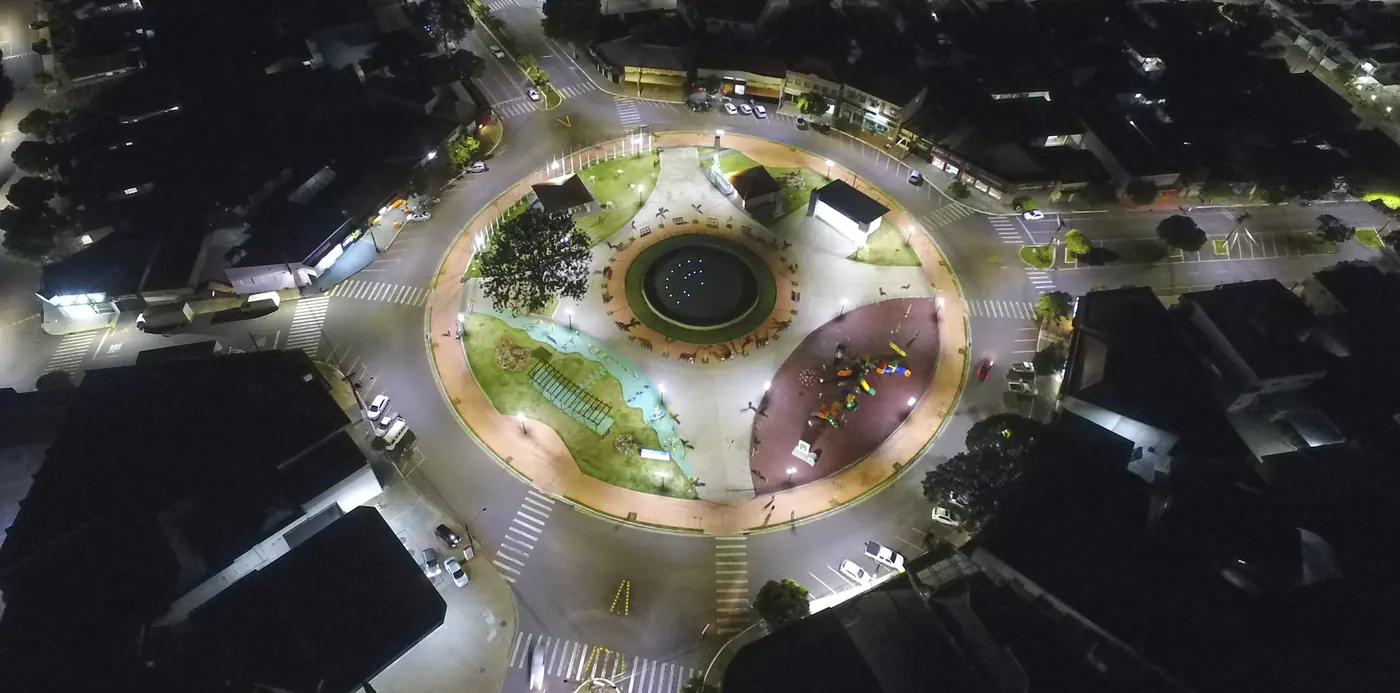 Iluminação pública LED em Terra Boa (PR) — foto aérea 19 de 28