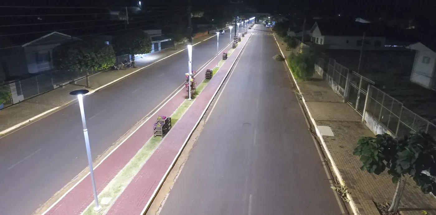 Avenida iluminado(a) pela Projeluz — São Manoel do Paraná, PR